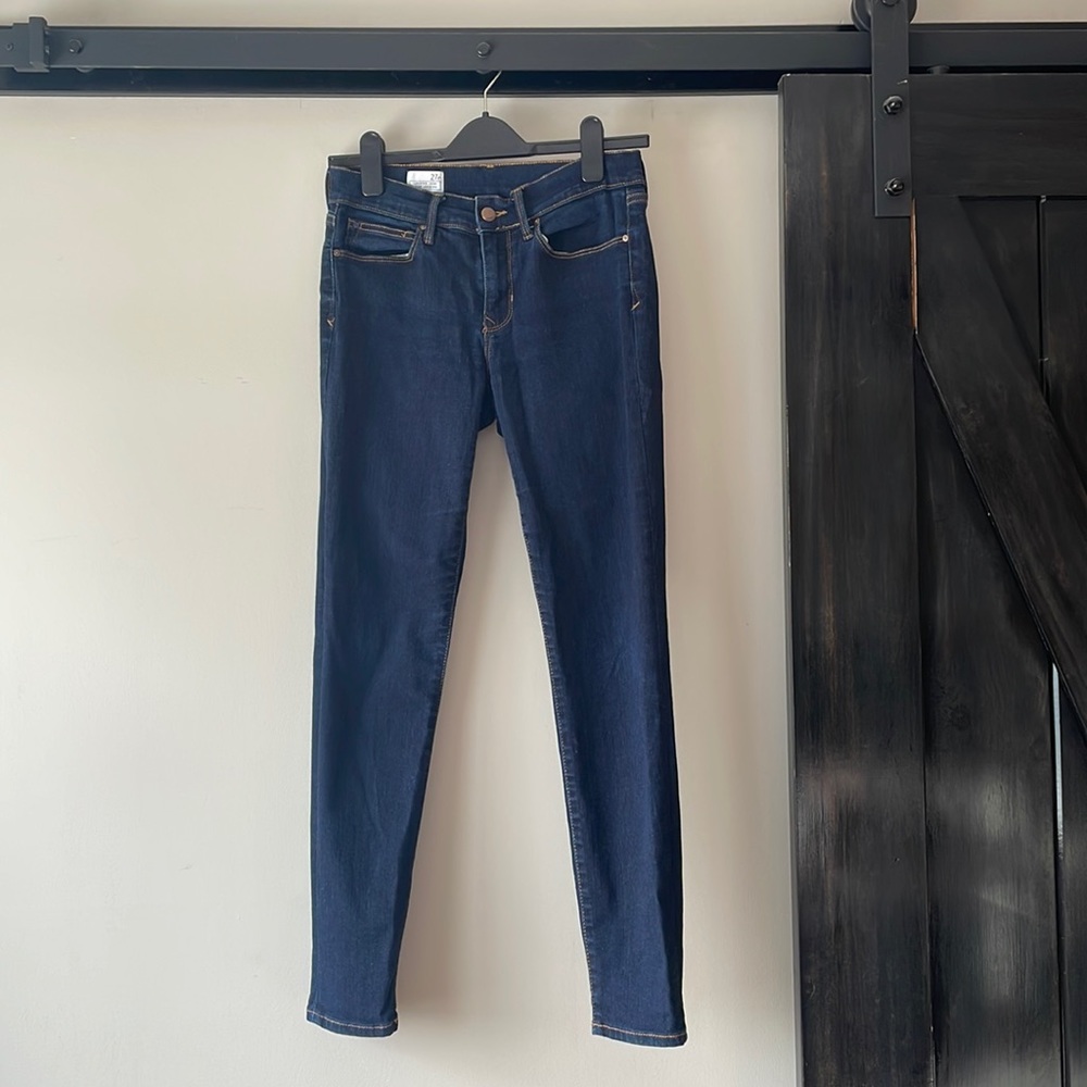 Gap 1969 Legging Jeans. Size 27r